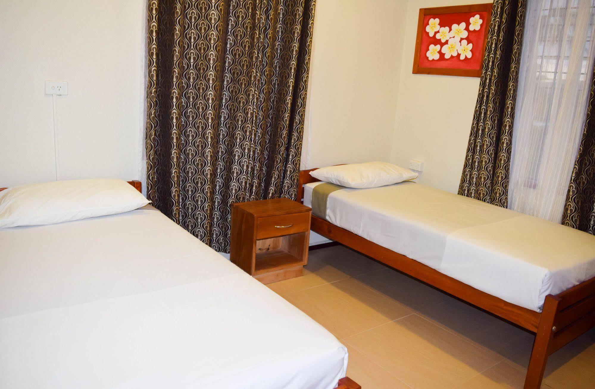 Al - Minhaj Service Apartments Нанди Экстерьер фото